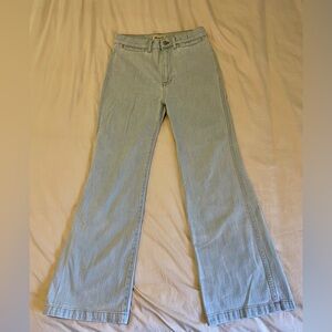 Madewell Women’s Light Wash Highrise Flared Leg Jeans